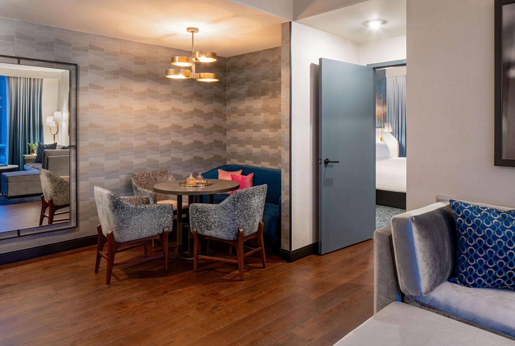 Tempo By Hilton Nashville Downtown Bagian luar foto